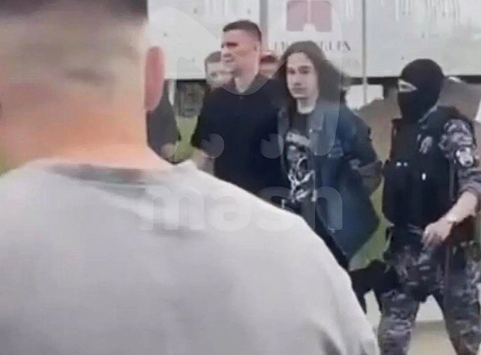 «Жизнь надоела просто»: 19-летний неадекват объяснил нападение на посетителей ТЦ и взрыв СВУ
