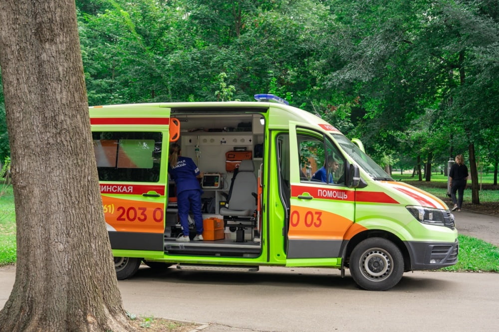 В Лабинском районе мужчина едва не умер после укуса пчелы