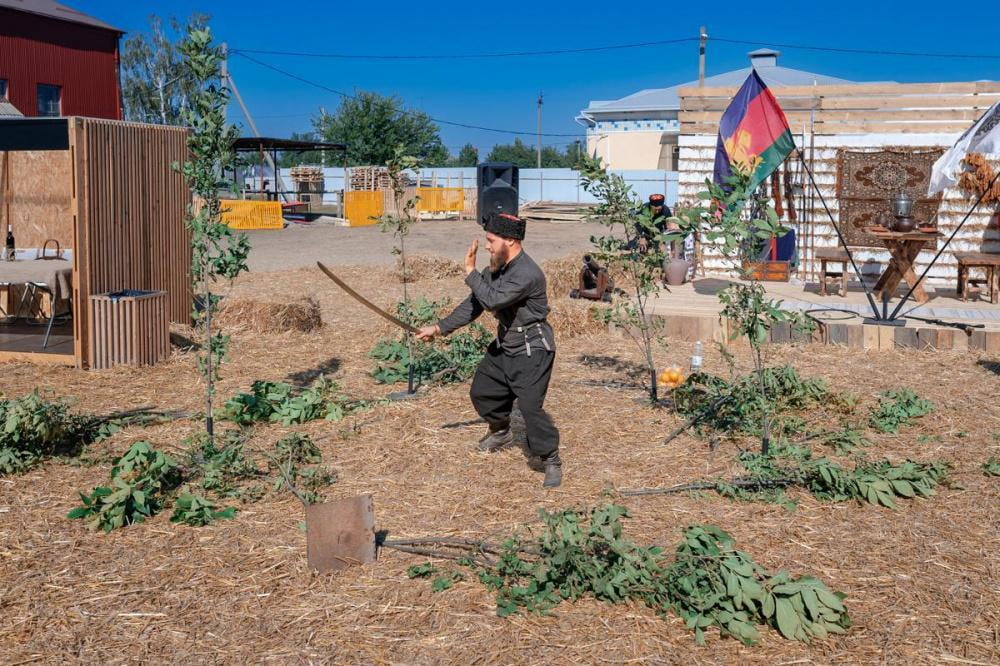 Соревнования по рубке шашкой среди казаков пройдут на Кубани