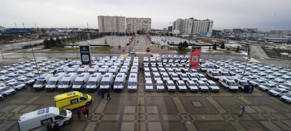 Больницы и поликлиники Кубани получили более 200 автомобилей