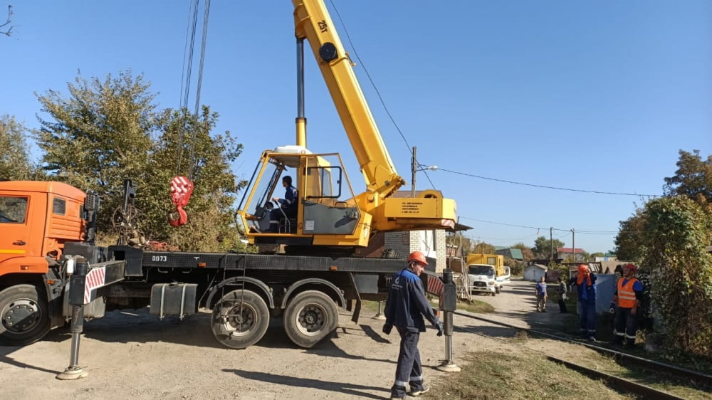 Яму под железнодорожными путями в Краснодаре отремонтируют в короткие сроки