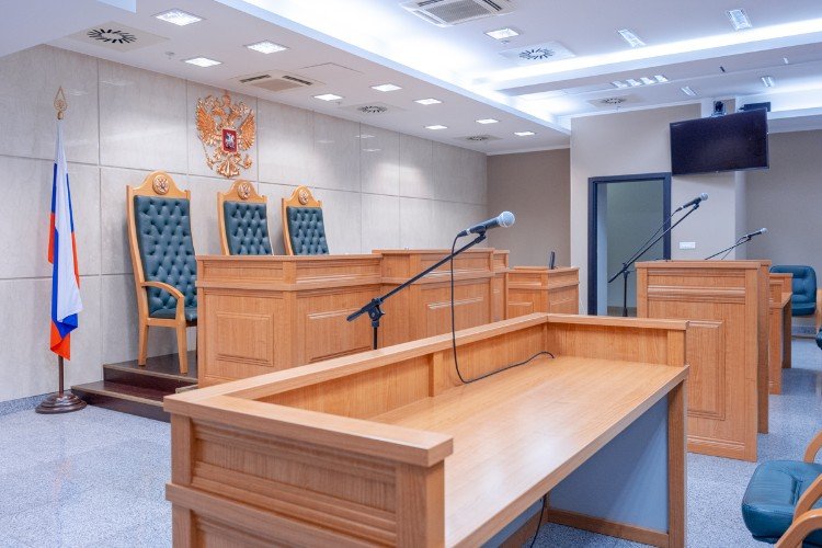 Зал судебных заседаний.