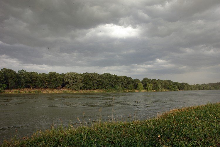 Грозовые тучи