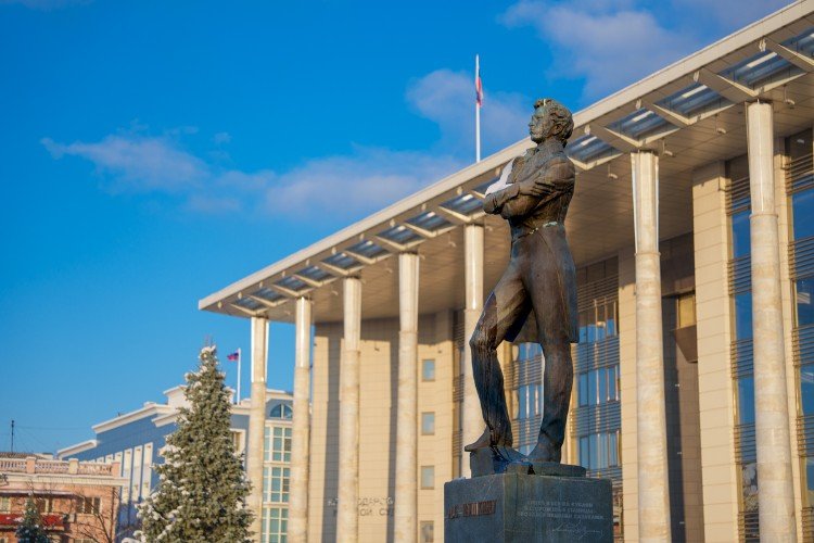 Памятник Пушкину