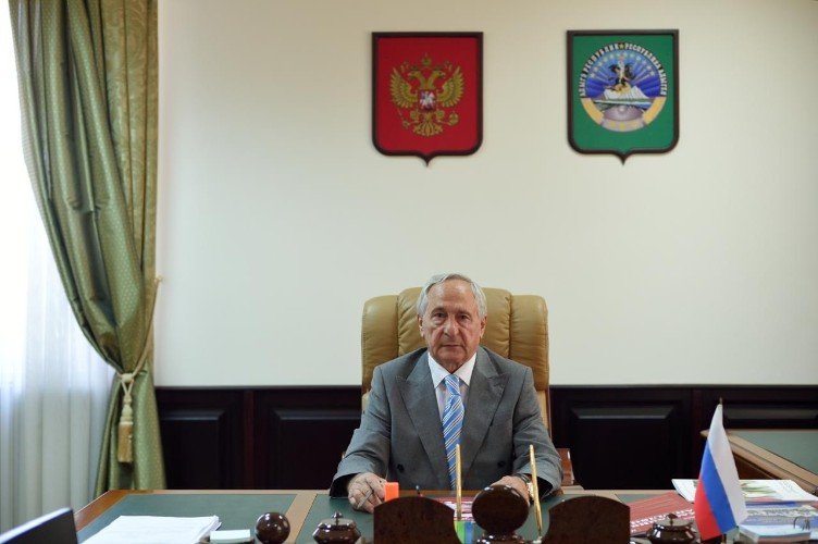 Аслан Трахов