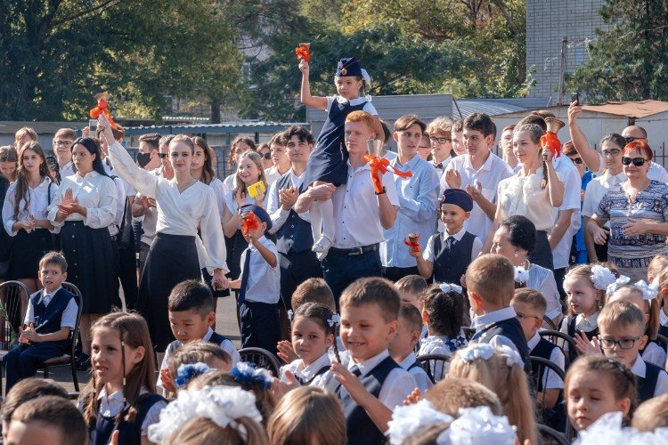 Праздничная линейка 1 сентября