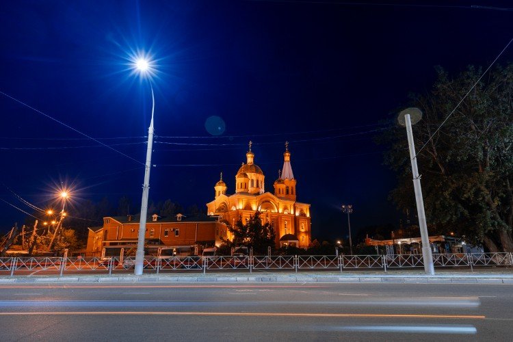 вид ночного города