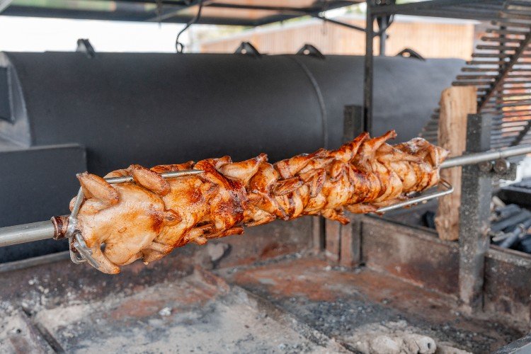 птица на вертеле