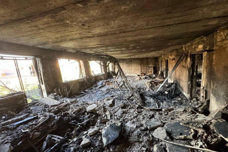 разрущенная квартира