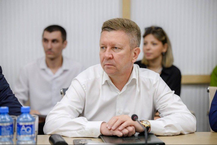 Глава Крымского района Сергей Лесь