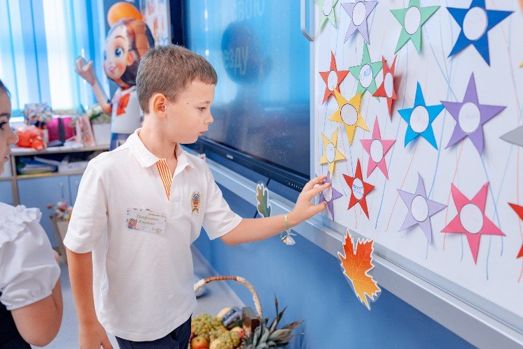 Ученик в школе