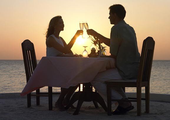 Мужчина и женщина на свидании