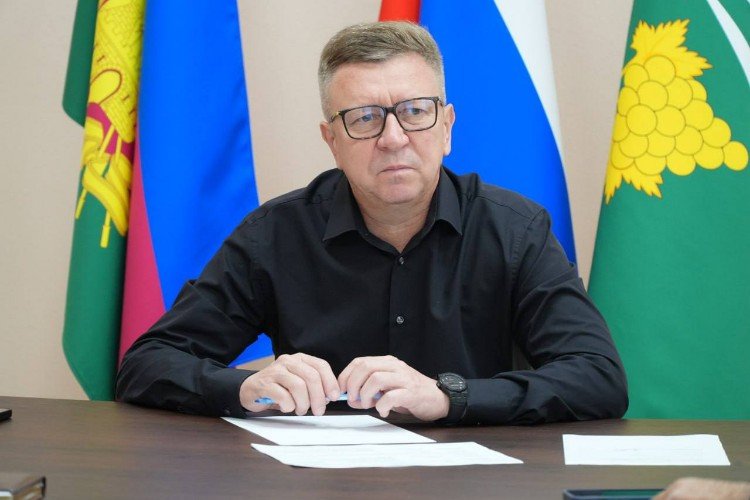 Глава Крымского района Сергей Лесь