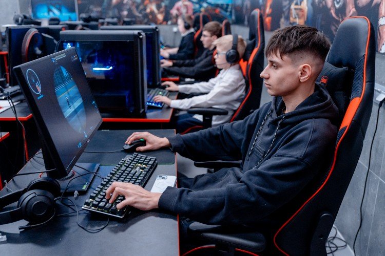 Киберспортсмены