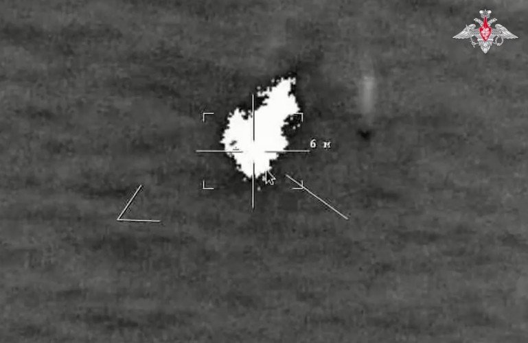 Шесть украинских БЭК уничтожили в Черном море 16 октября