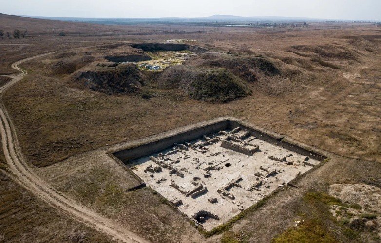 вид на раскопки