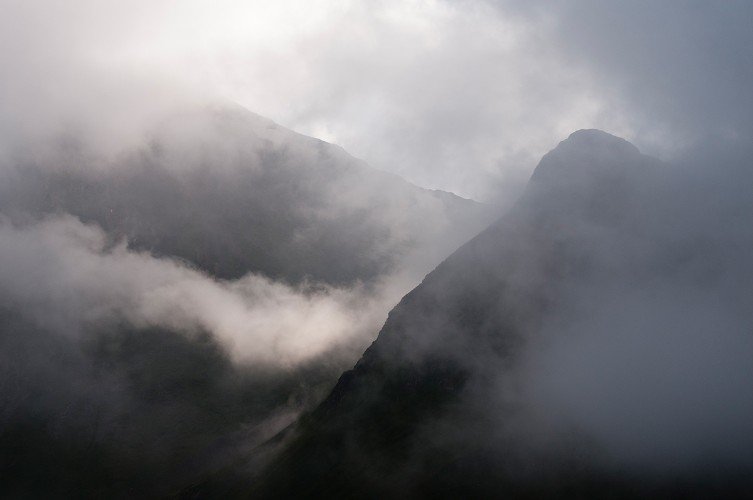 Заморозки, туман и усиление ветра: погода в последний день октября в Краснодарском крае