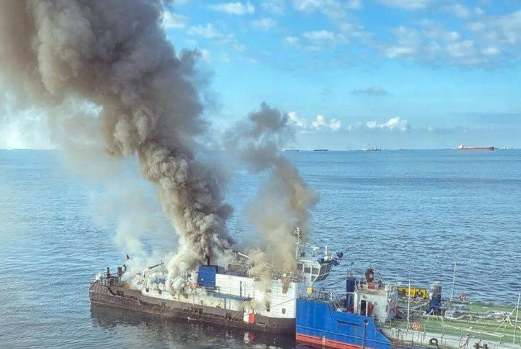 Пожар на буксире