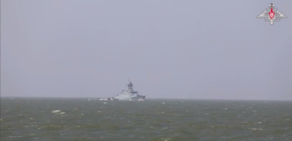 Уничтожение безэкипажного катера