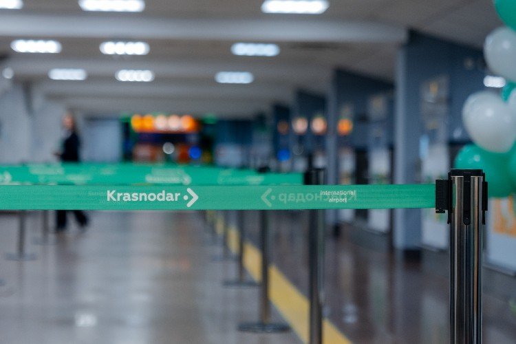 Аэропорт Краснодара не принимает и не отправляет рейсы 27 ноября