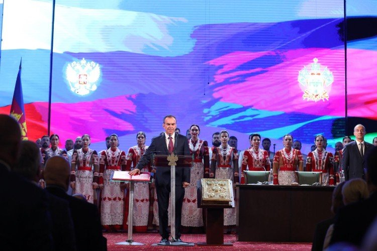 Кондратьев вступает в должность