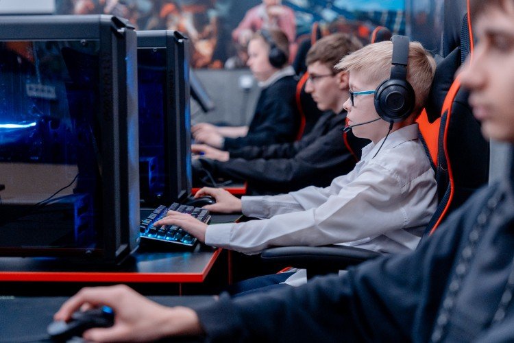Киберспортсмены