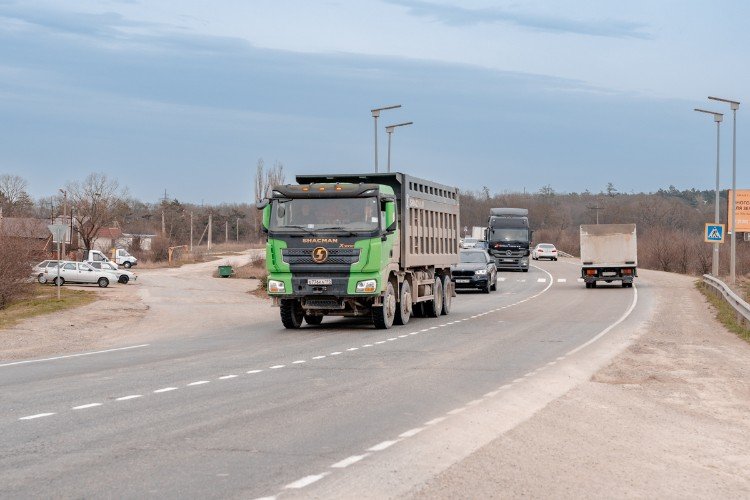 Ограничения для фур ввели в Краснодаре 15 декабря