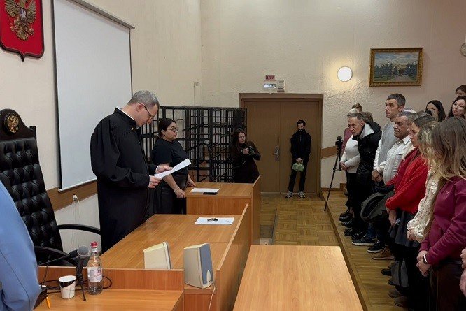 Зал суда во время оглашения приговора