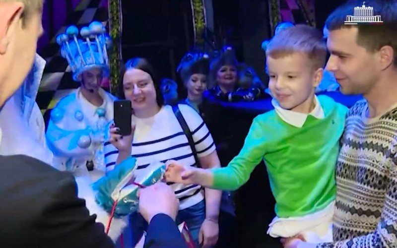 Министр здравоохранения исполнил новогоднее желание 5-летнего краснодарца