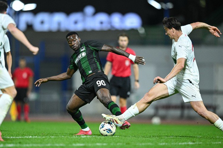 «Краснодар» обыграл «Елимай»