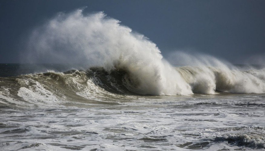 4-балльный шторм накрыл Сочи 3 февраля. Непогода задержится до конца недели
