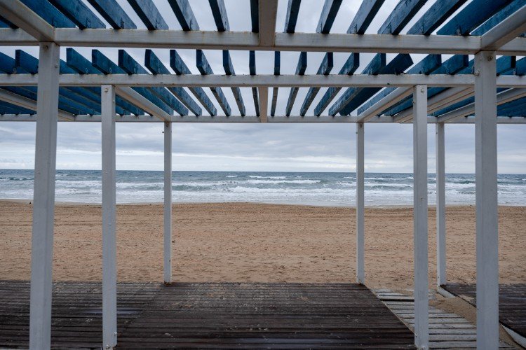 Сирены завыли в Анапе утром 24 февраля. Курорту угрожают БПЛА