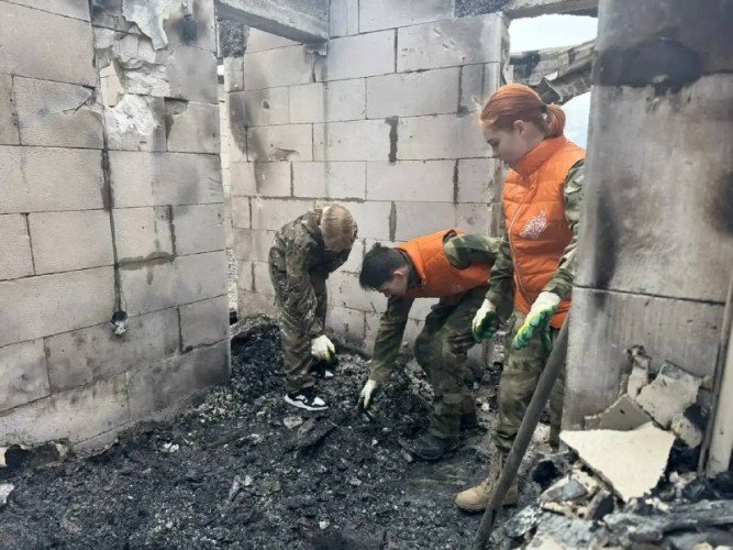 Повреждённый из-за атаки БПЛА дом