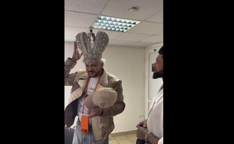 Царский подарок: Киркоров оценил корону от дизайнера из Анапы