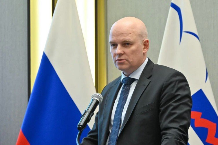 Директор управляющий Международного аэропорта Сочи Алексей Комаров