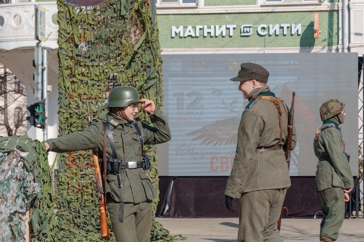 Компанию молодежи из Тихорецка арестовали за нацистское приветствие