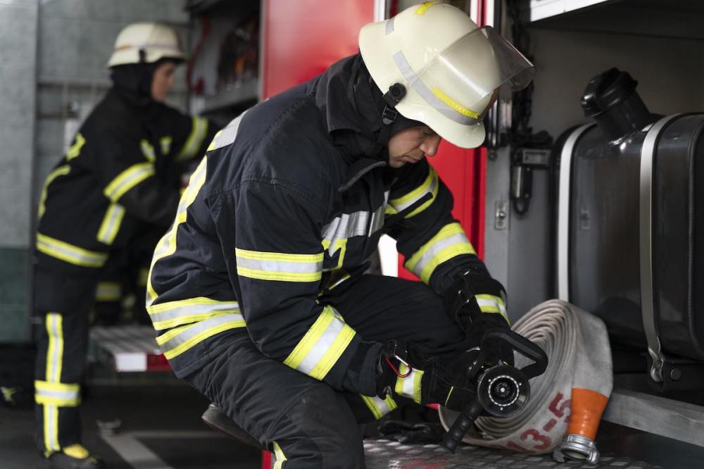 В Краснодаре из-за пожара в многоэтажке эвакуировали 150 человек