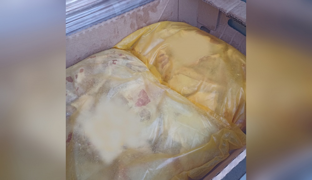 На Кубани выявили перевозку 2 тонн опасной замороженной курицы