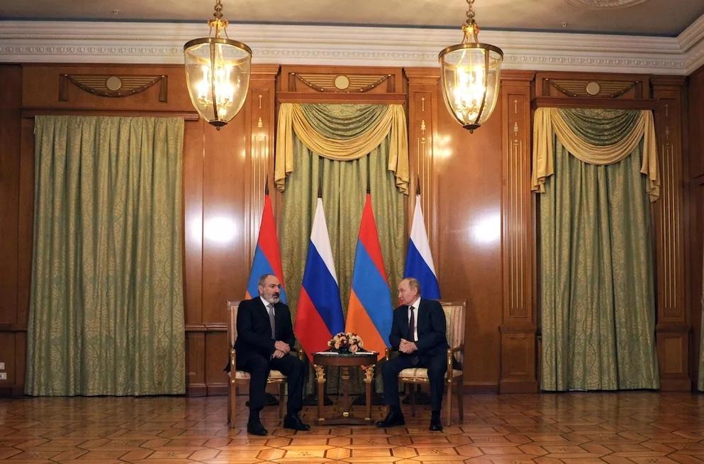 Переговоры Путина и Пашиняна состоялись в Сочи