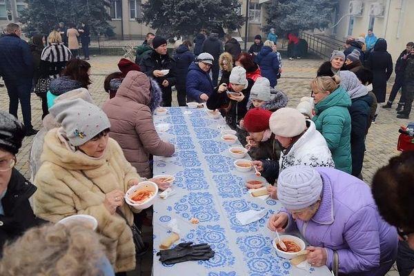 100 литров борща сварили в Тимашевске