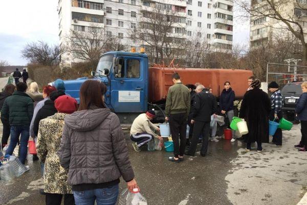 Пять дней без воды: жители Краснодарского края просят помощи у Владимира Путина