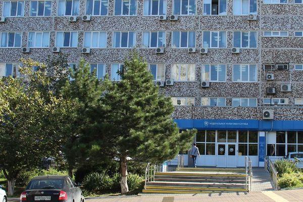 Налоговая инспекция закрылась в Новороссийске из-за вспышки COVID-19