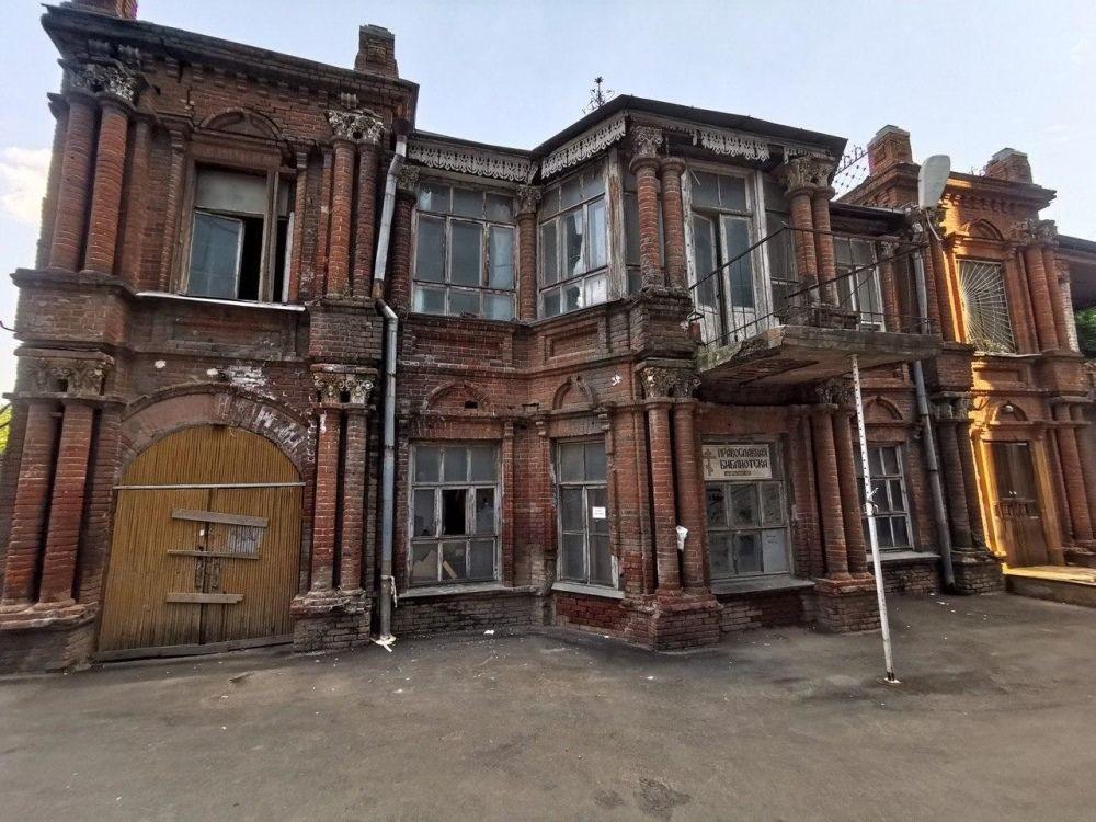 Три исторических здания реконструируют в Краснодаре