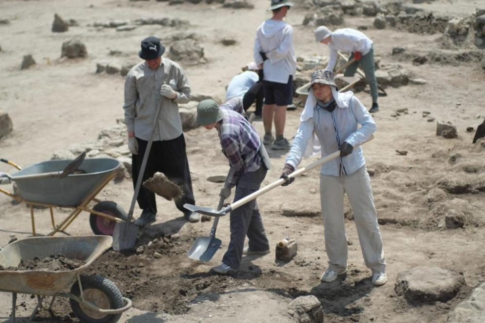 На Кубани стартовал археологический образовательный форум