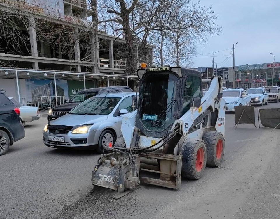 Власти Анапы направят около 200 млн рублей на ремонт дорог