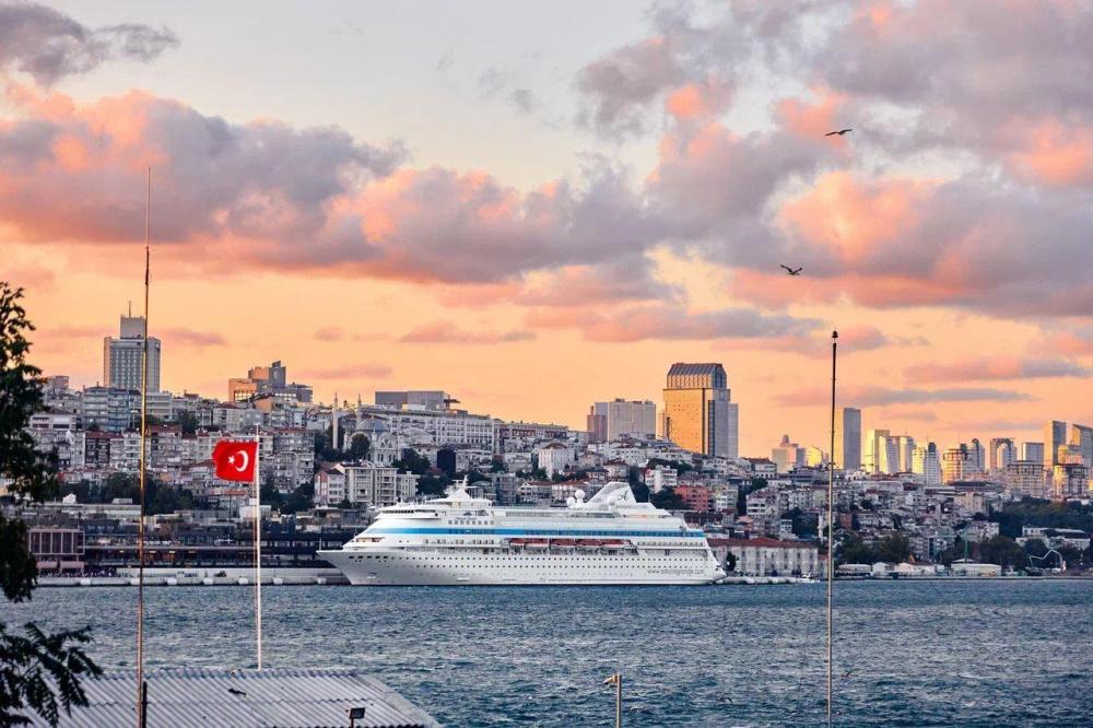 15 круизов, 9 тыс. пассажиров: подведены итоги дебютного маршрута Сочи — Турция