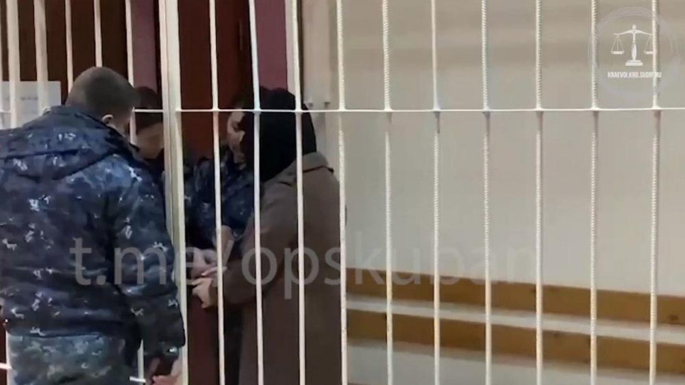 В Сочи суд отправил под домашний арест мать младенца, умершего от истощения