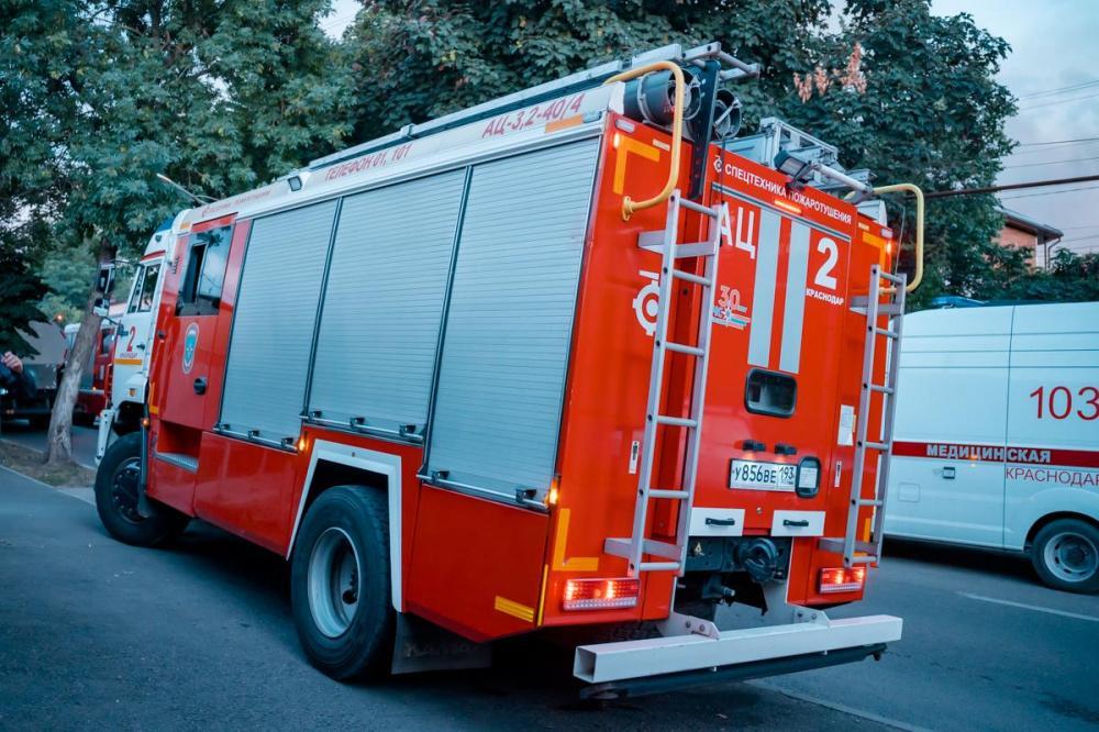 Двое детей пострадали при пожаре в Динском районе 