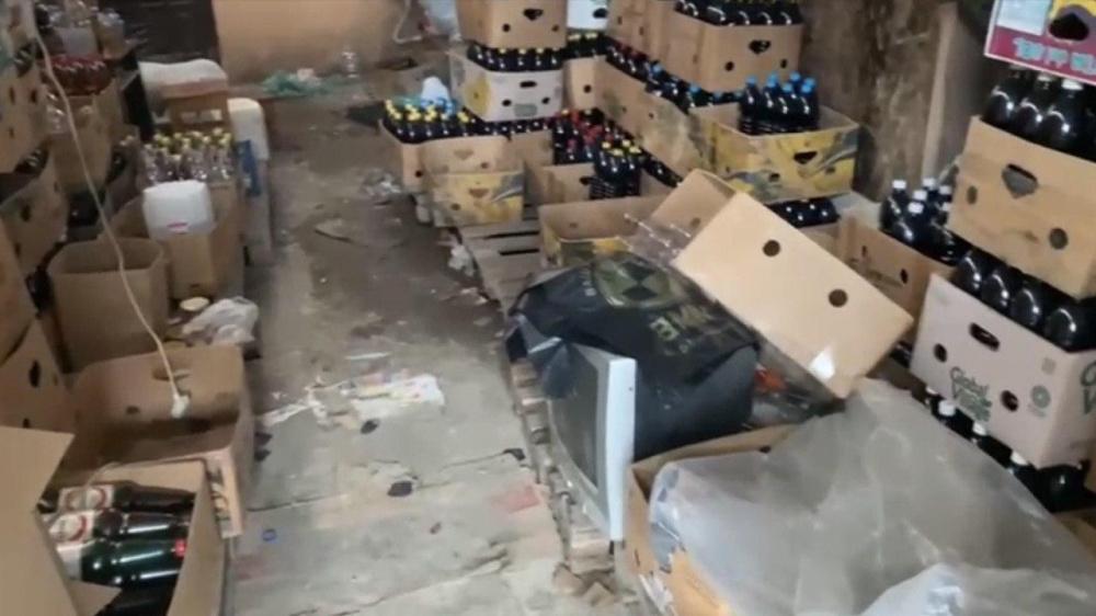 Подпольный цех по изготовлению суррогатного алкоголя обнаружили в Сочи