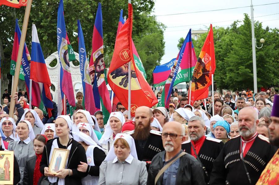 Общегородской крестный ход прошёл в Краснодаре